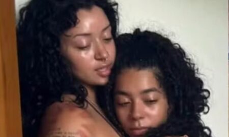Filha de Carla Perez, Camilly Victória assume namoro com americana - Redes sociais