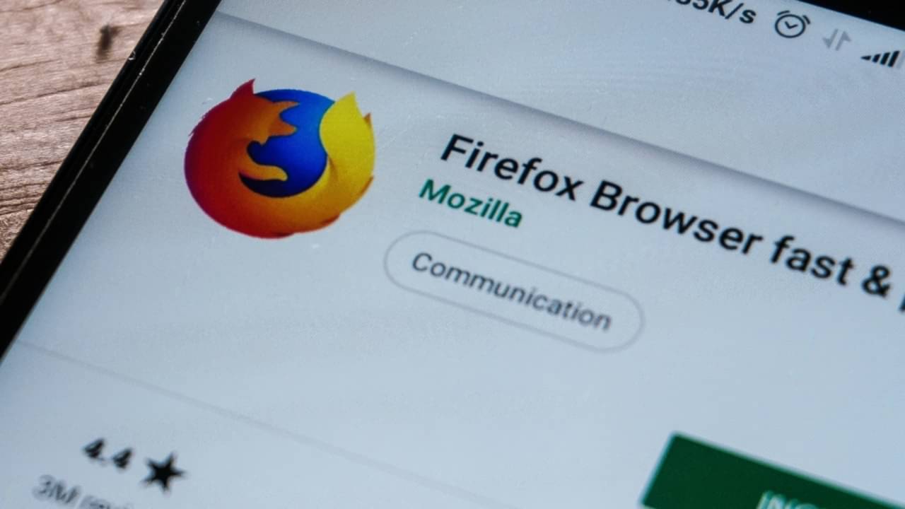 Firefox - Temitiman / Shutterstock.com