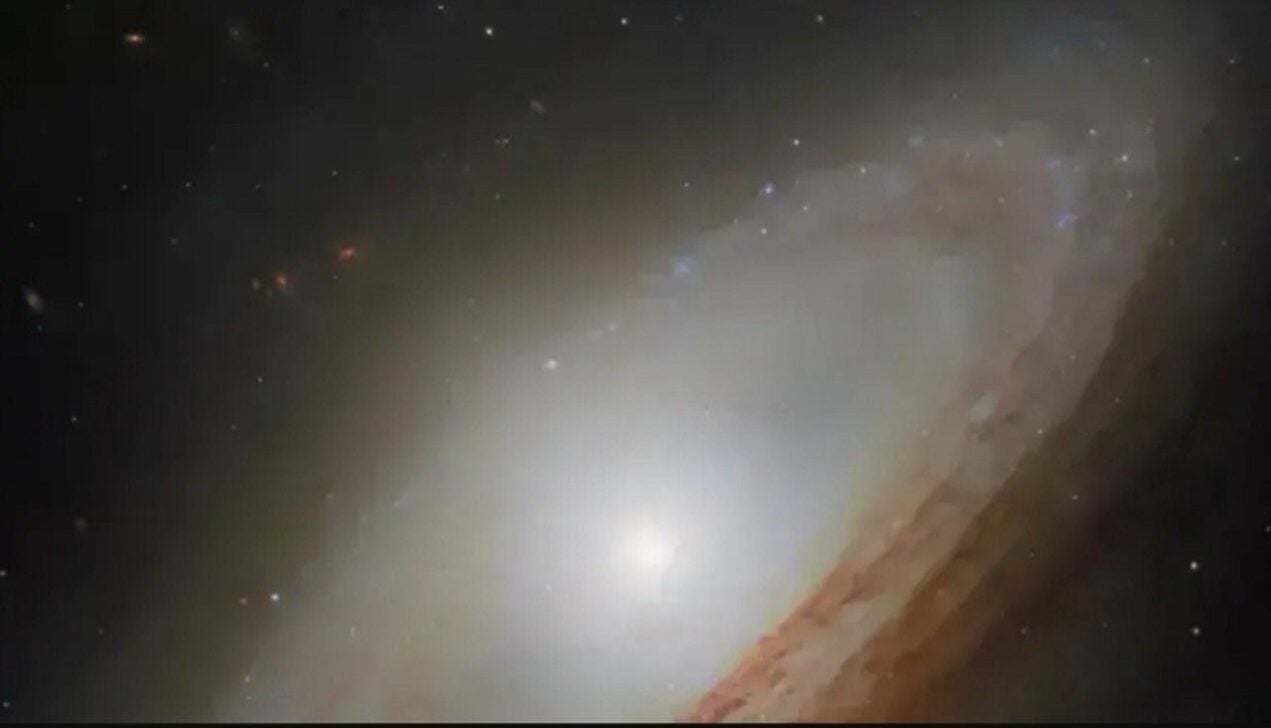galáxia espiral NGC 4698 - DIvulgação/Nasa.