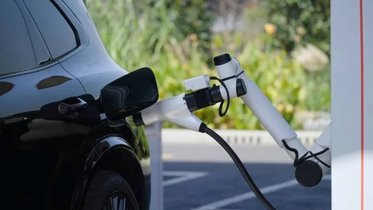Geely Smart Charging - Divulgação