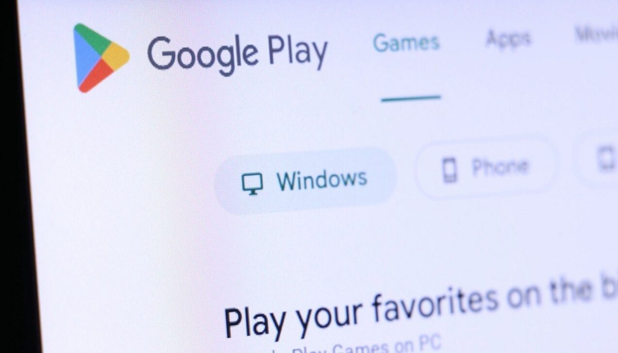 google play, playstore - Fanta Media / Shutterstock.com