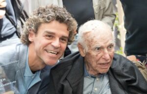 Gustavo Kuerten ao lado de Braguinha - Divulgação/Guga Kuerten