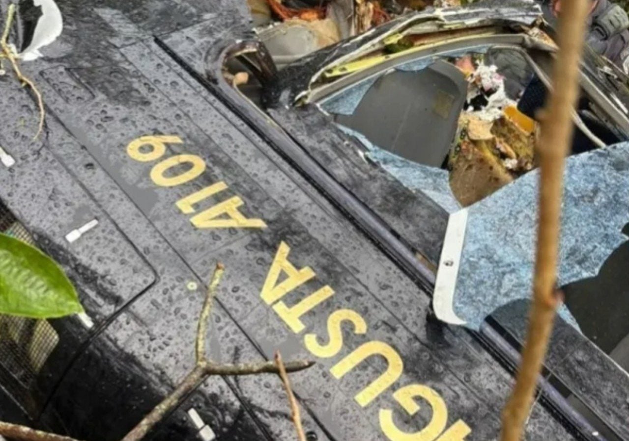 helic&oacute;ptero cai no interior de SP - Pol&iacute;cia Militar SP