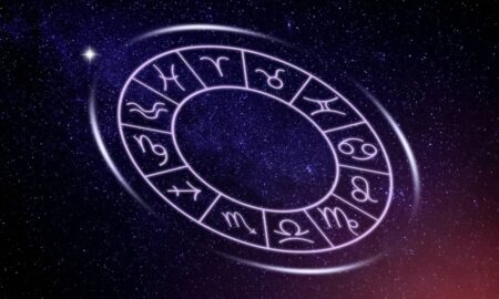 Horóscopo, signos - Africa Studio / shutterstock.com