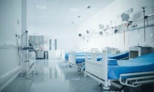 hospital - Halfpoint/Shutterstock.com