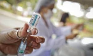 Em 2025, o STJ decidiu que pais que se recusarem a vacinar filhos contra Covid podem ser multados - Foto: Breno Esaki/Ag&ecirc;ncia Sa&uacute;de DF