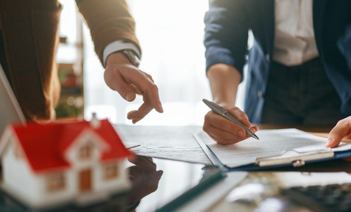 Imovel Minha casa Minha vida - Yuganov Konstantin/ shutterstock.com