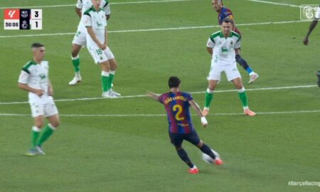 João Cancelo faz seu segundo gol no jogo - Reprodução / Cazé TV