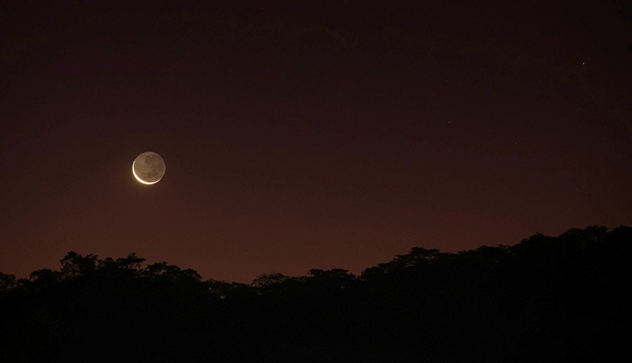 Lua crescente - Delcio Goncalves/ istockphoto.com