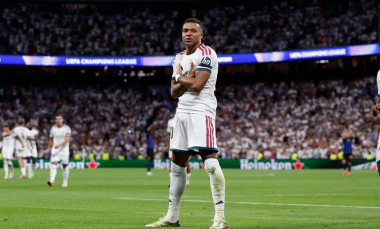 Mbappé - x/Mbappé