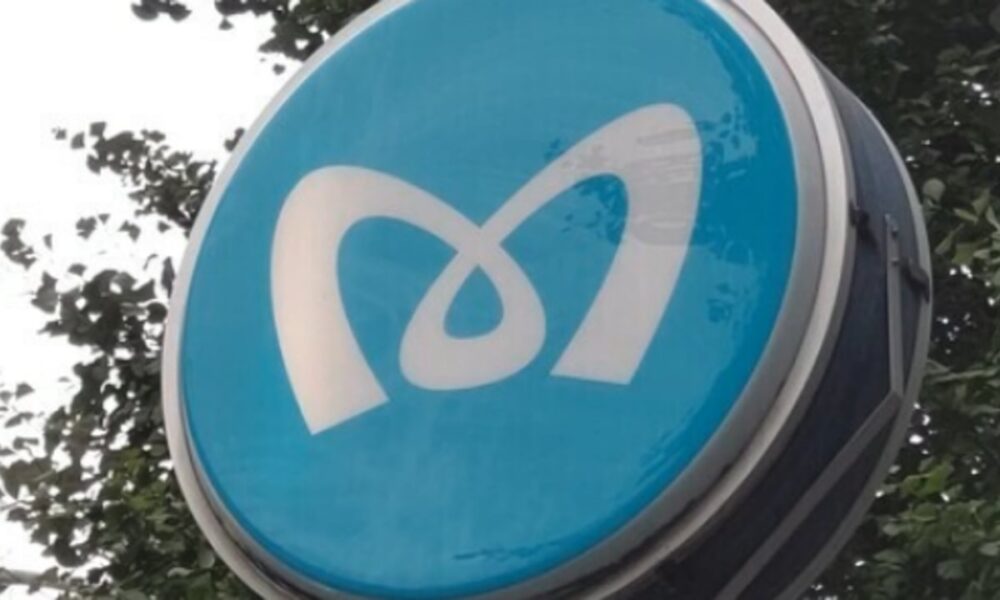 東京メトロ東西線が東陽町駅での保安装置故障により全線で見合わせ約1時間13分後に再開も直通運転や快速運行を中止して混雑が続く