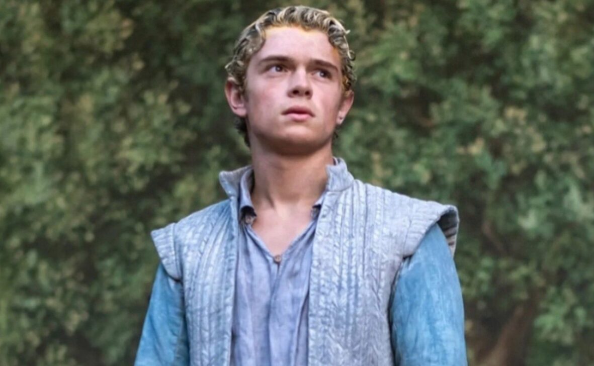 Noah Jupe - X