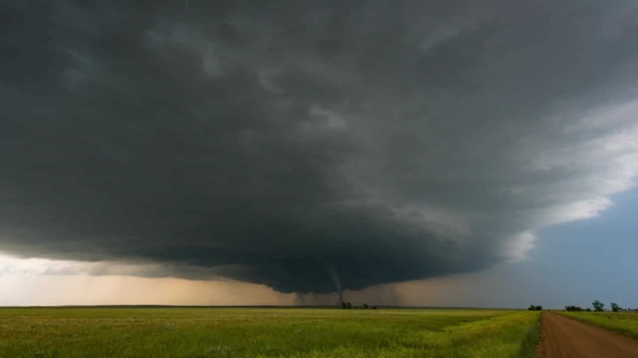 Nuvens, tempestade - Capturing Adventure/shutterstock.com
