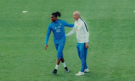 Olise e Zinédine Zidane - X.com/ França