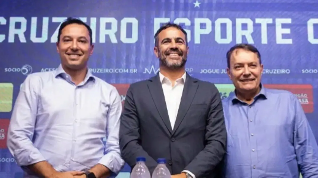 Pedro Junio, Artur Jorge e Pedrinho - Gustavo Aleixo/Cruzeiro