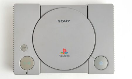 playstation - Dmitriy Prayzel / Shutterstock.com