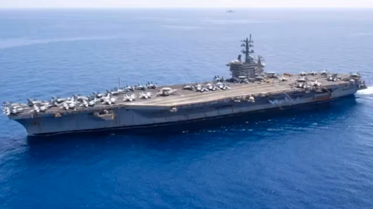 porta-aviões USS Dwight D. Eisenhower - Reprodução / Marinha dos EUA