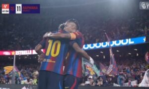 Raphinha faz seu segundo gol no jogo - Reprodução / Caze TV
