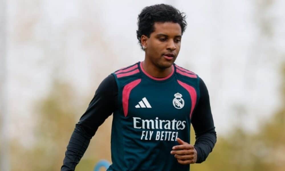 Rodrygo volta aos treinos com bola no Real Madrid após cirurgia no joelho