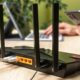 Roteador, Wi-fi - SOLDATOOFF/Shutterstock.com