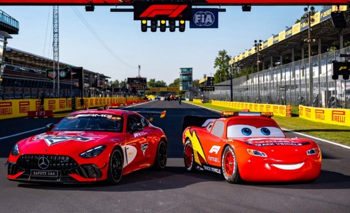 safety car Relâmpago McQueen em Monza - X.com/ Formula 1
