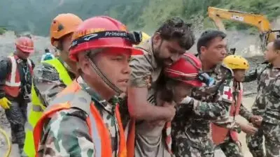 Sobreviventes no Nepal - reprodução X