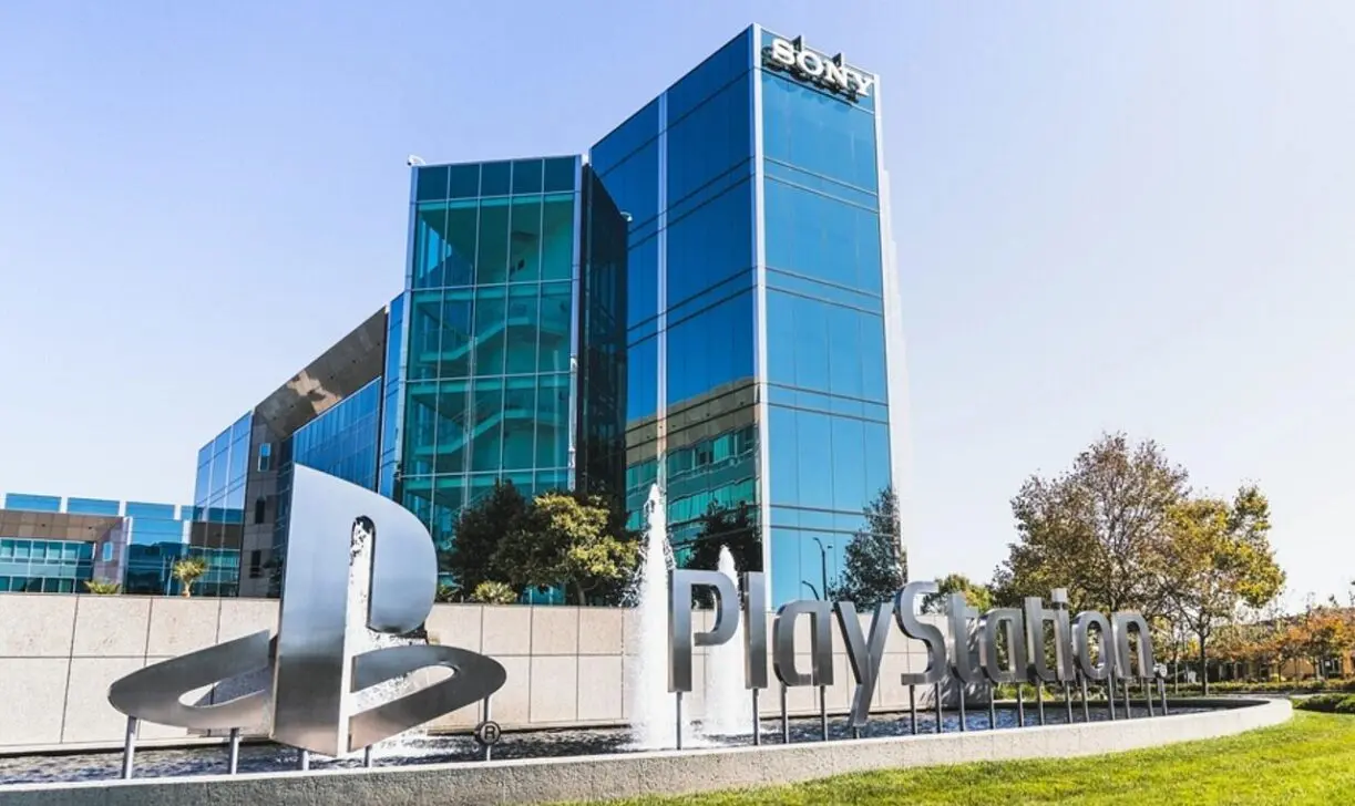 PlayStation은 집단 소송에서 사용자가 디지털 게임을 소유하지 않는다고 주장하며 스스로를 방어합니다.