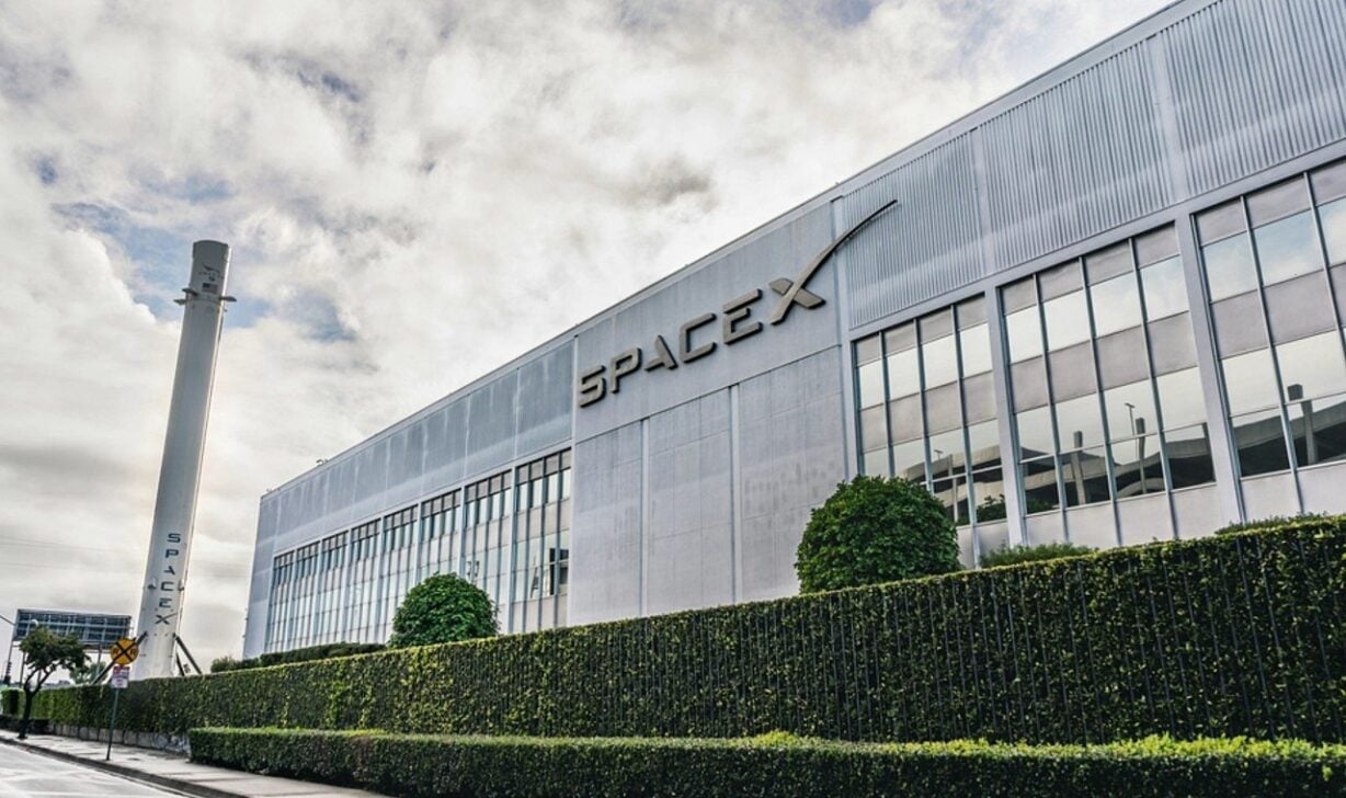 Spacex - Sundry Photography/ istockphoto.com
