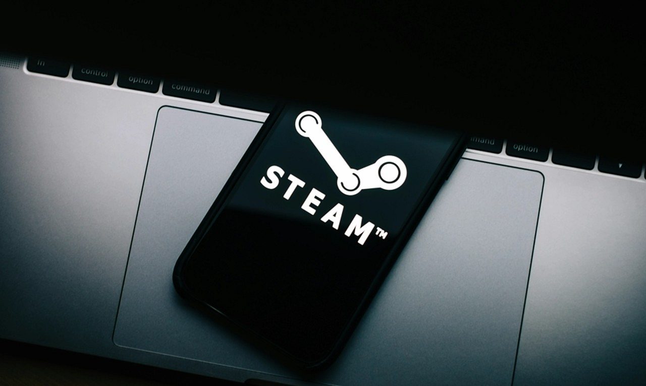 Steam - nikkimeel / Shutterstock.com