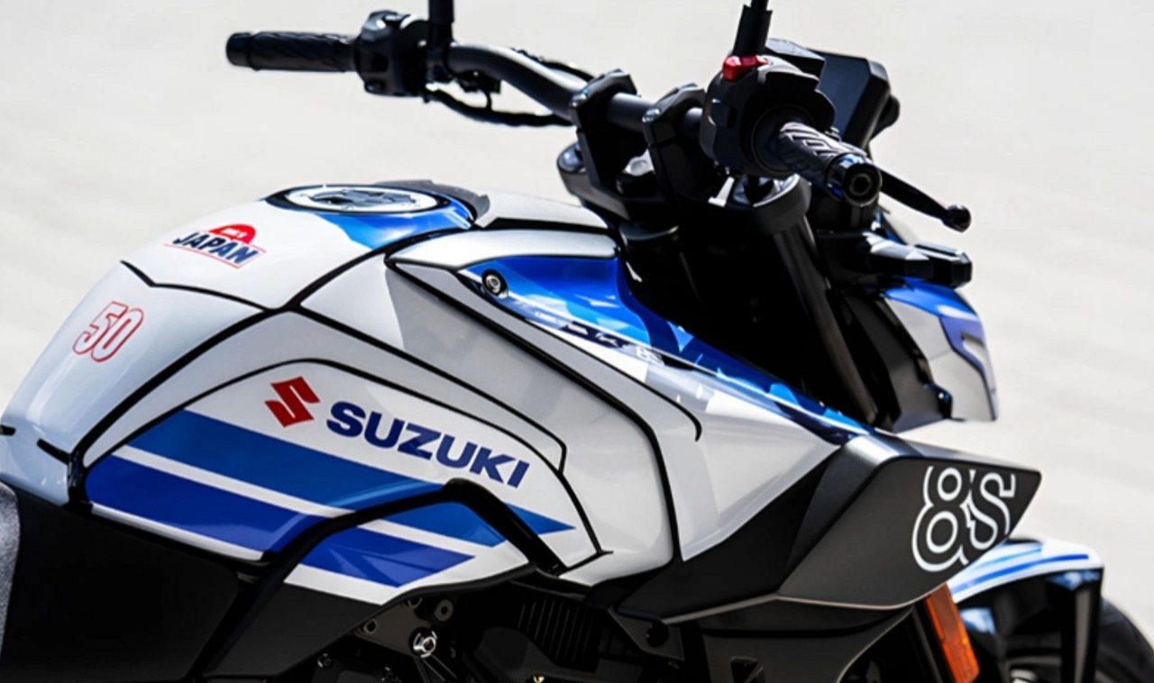 Suzuki GSX-8R - Divulgação Suzuki