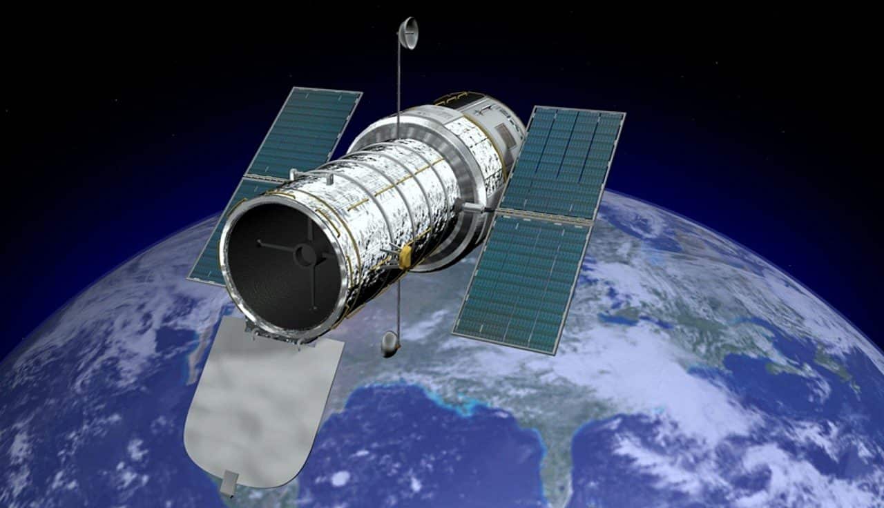 Telescópio espacial Hubble - jamesbenet/ istockphoto.com