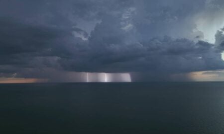 Tempestade em alto mar - Bilanol/shutterstock.com