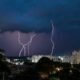 Tempestade, raios - Judson Castro / Shutterstock.com