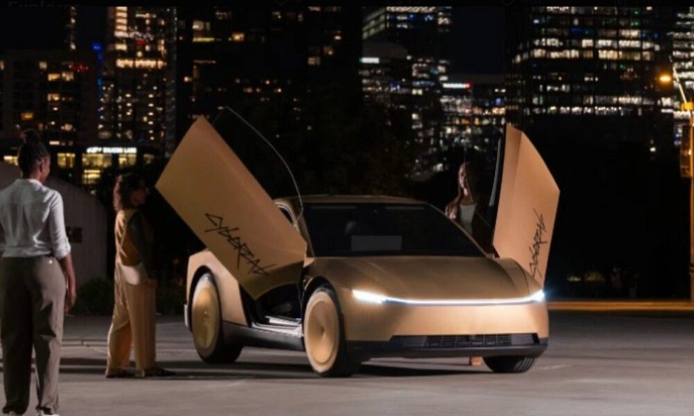 米Tesla開発の無人自動運転タクシー専用車両が国内で初公開され米国の一部地域では9月3日から配車サービスが本格始動