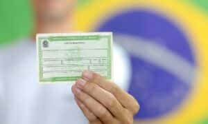 T&iacute;tulo de eleitor - Marcio Binow Da Silva/ istockphoto.com
