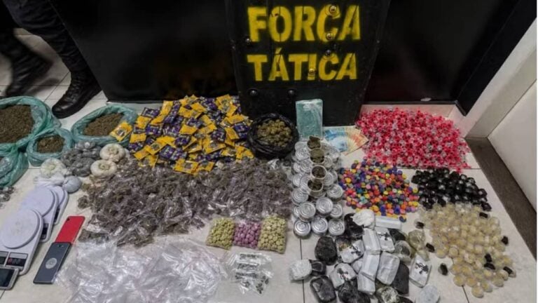 Trio é preso suspeito de tráfico com mais de 1,4 mil porções de drogas em Salto e Indaiatuba (SP) - Divulgação/Polícia Militar