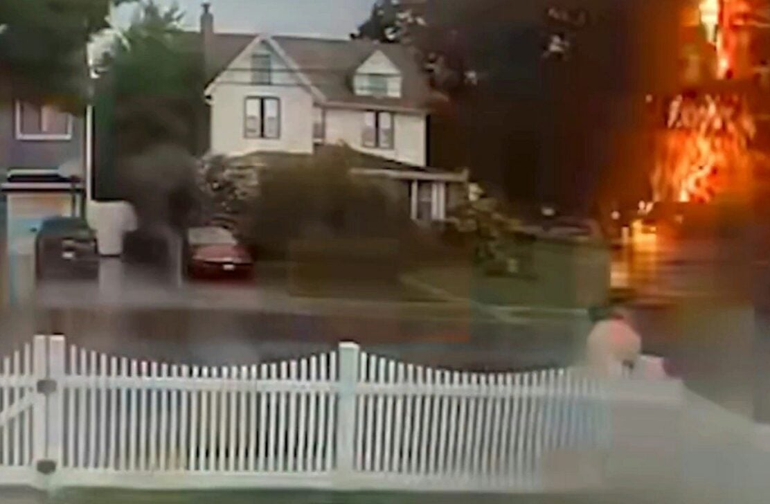 Um homem de Staten Island foi atingido por um raio - X