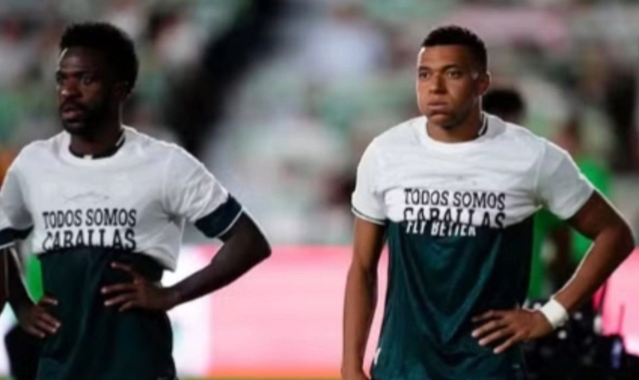Vini Jr. e Mbappé antes de Elche x Real Madrid - Reprodução/X