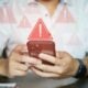 v&iacute;rus, spam, hacker - Ken stocker/Shutterstock.com