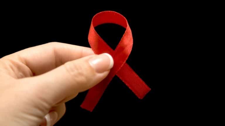 Aids - Olya Komarova - shutterstock.com