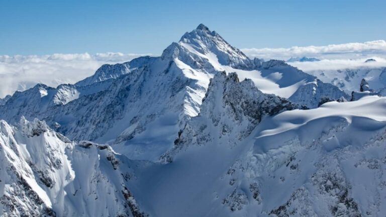 Alpes suíços - 35007/ istockphoto.com