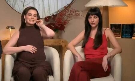 Anne Hathaway e Dakota Johnson - Reprodução/X/Twitter