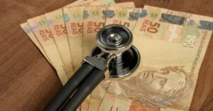 auxílio-doença INSS - Edson Souza/istockphoto.com