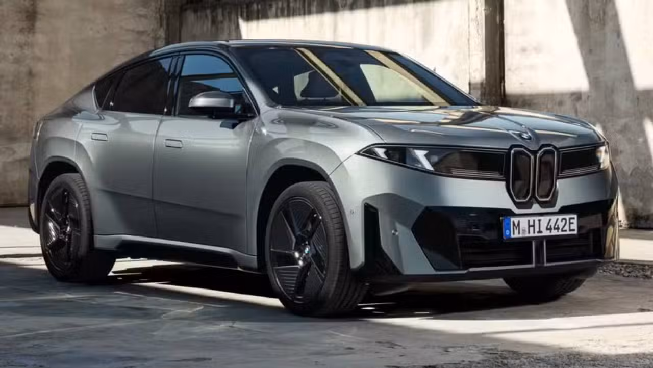 BMW iX4 - Divulgação