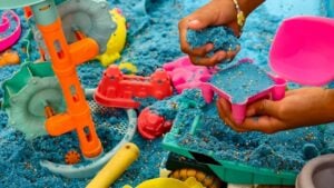 Brinquedos - Aiolhoz / shutterstock.com