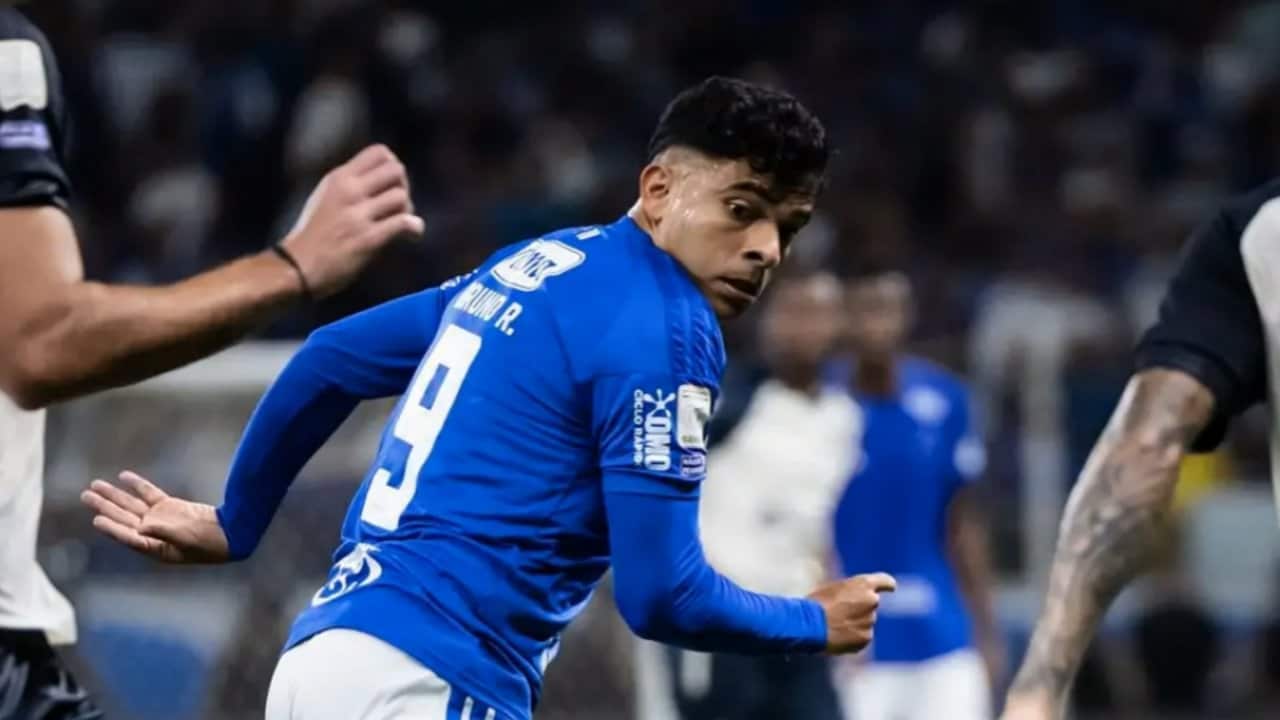 Bruno Rodrigues completa 100 jogos pelo Cruzeiro na vitória sobre o Remo e projeta permanência para 2027