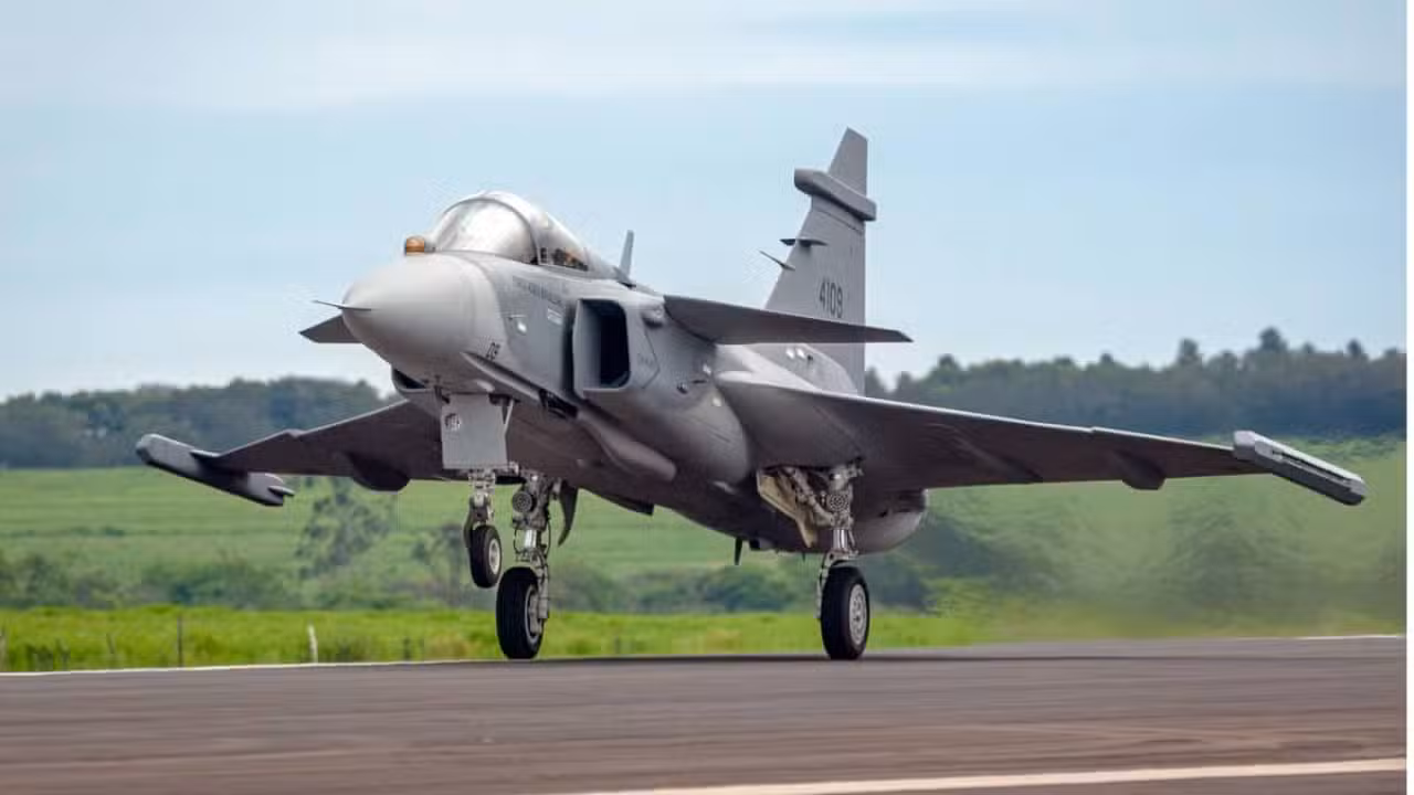 Caça Gripen - Divulgação / Embraer