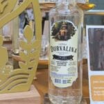 Cachaça Durvalina Branca, campeã nacional do Prêmio CNA Brasil Artesanal 2026 - Reprodução