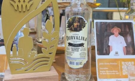 Cachaça Durvalina Branca, campeã nacional do Prêmio CNA Brasil Artesanal 2026 - Reprodução
