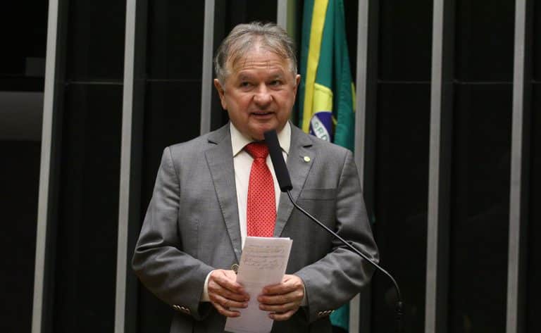 Merlong Solano: O trabalho das mulheres do campo é indispensável para a geração de renda e a organização produtiva